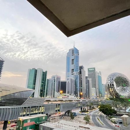 Appartamento Travelers Backpackers Dubai Esterno foto