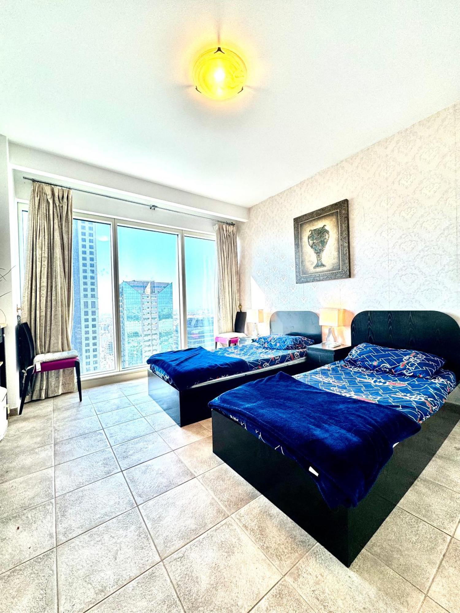 Appartamento Travelers Backpackers Dubai Esterno foto